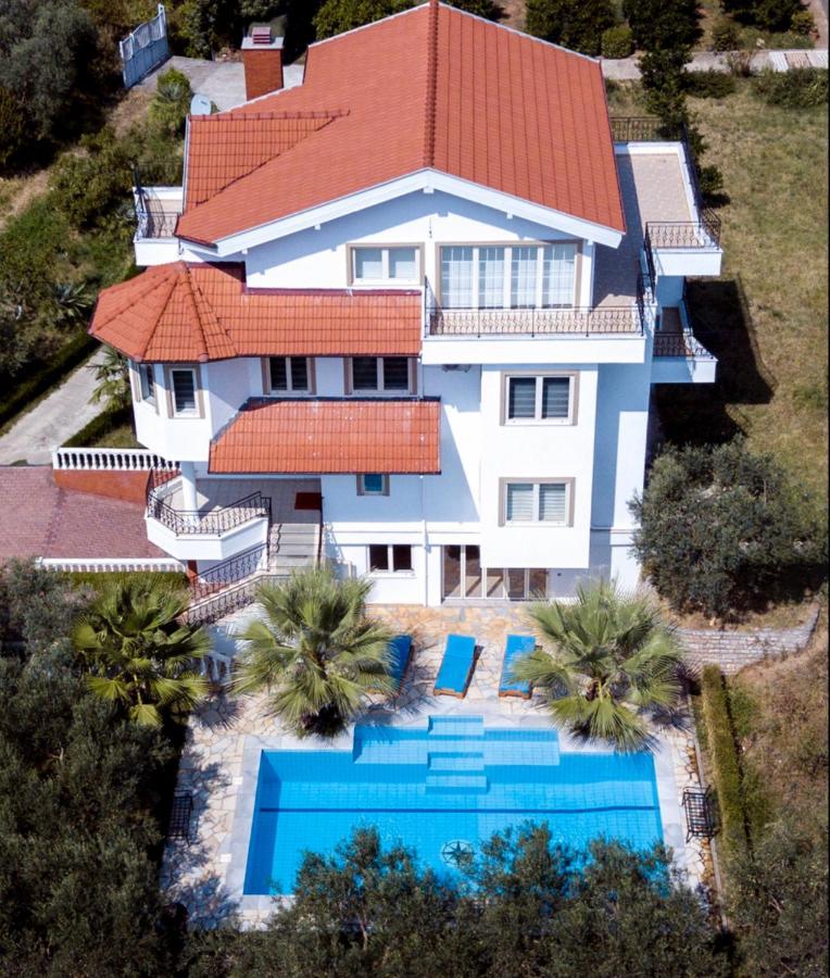 Villa Salo Labinot-Fushe Exterior photo